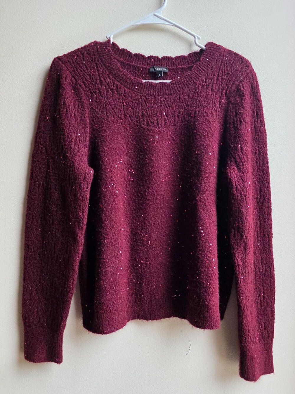 Talbots Red Scalloped Neck Sequin Sweater Size Medium